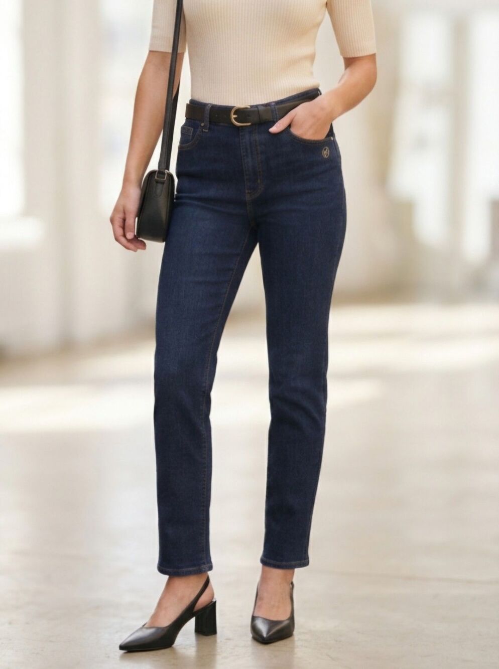 Gloria Vanderbilt Amanda Classic High Rise Tapered Jeans Dark Wash - Size 8